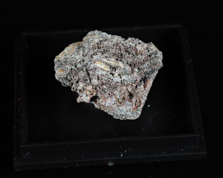 Preview: Osumilit-(Mg)