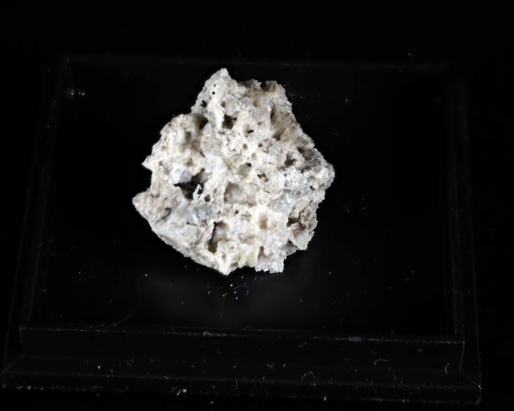 Preview: Pyroxferroit