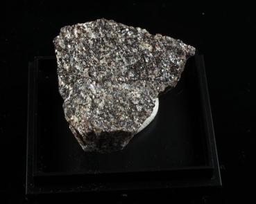 Ganomalite