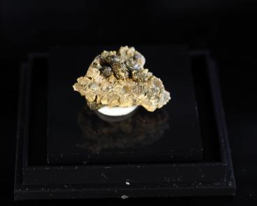 Nikischerite
