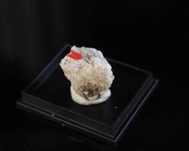 Holfertite