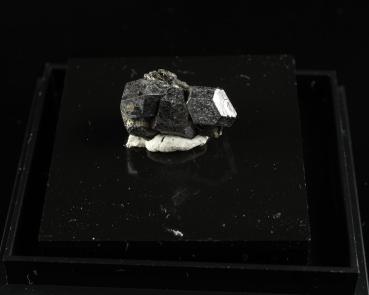 Perovskite