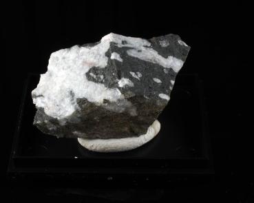 Stronalsite