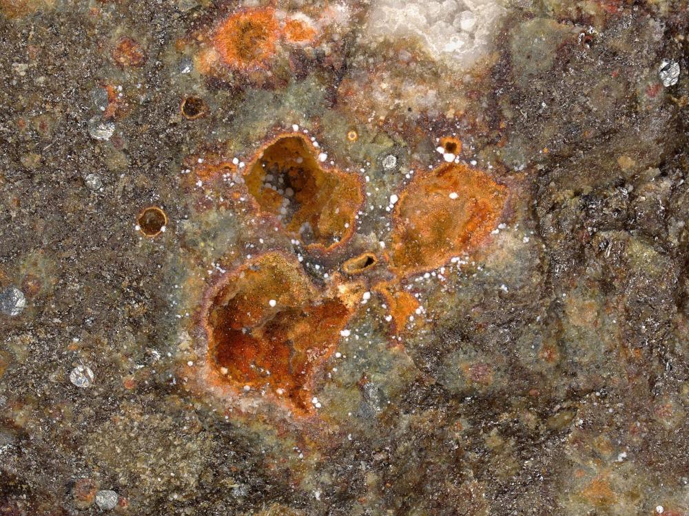 Cetineite