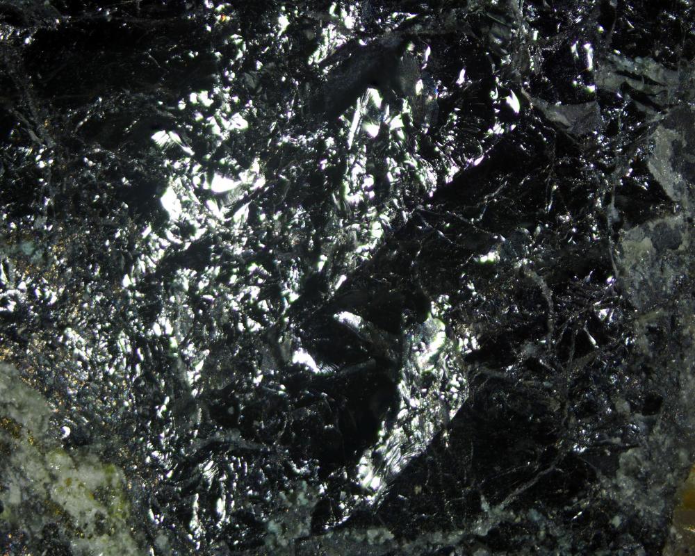 Lindströmite