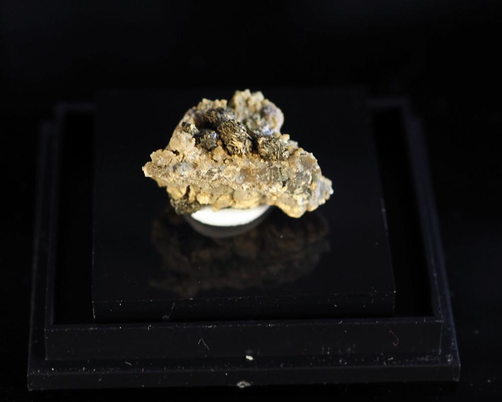 Nikischerite