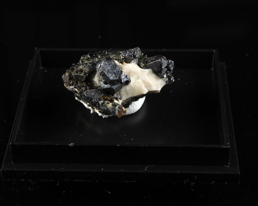 Perovskite